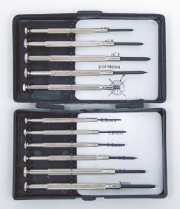 PRECISION SCREWDRIVER SET