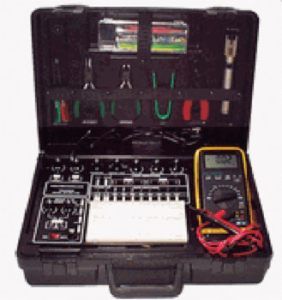 DIGITAL /ANALOG TRAINER B.O.M.