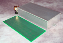 100 x 47.5 x 203mm Aluminum Enclosure w/fitted perfboard