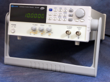 Instek 7MHz DDS Function Generator