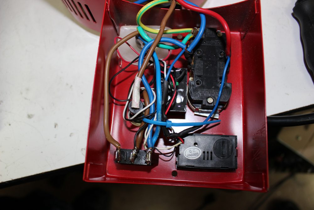 Monitoring Variac Output with a Digital Panel Meter (DPM)