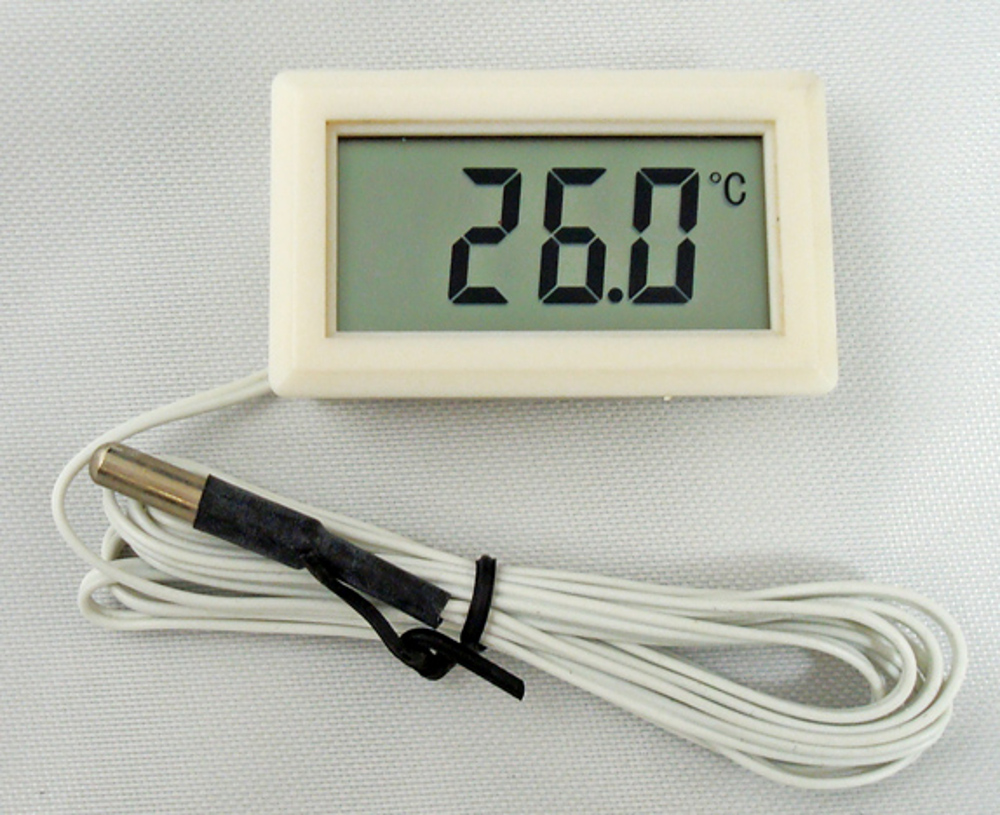 Extended-Range Digital Temperature Display - Celsius