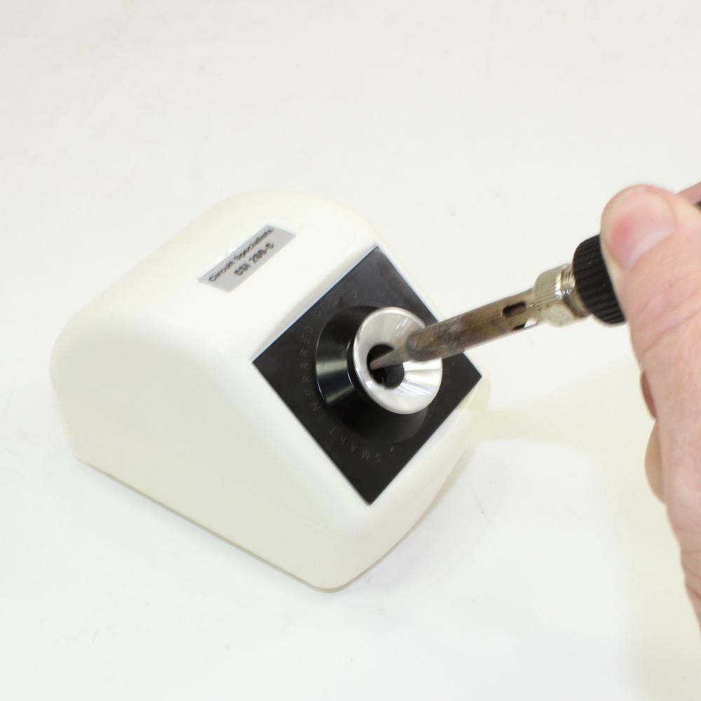 deluxe soldering tip cleaner HELPS IMPROVE SOLDERING PERFORMANCE