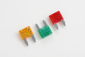 MINI AUTOMOTIVE
BLADE FUSES
32 VDC