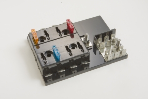 FUSE BLOCKS
5 x 20 mm TUBE FUSES