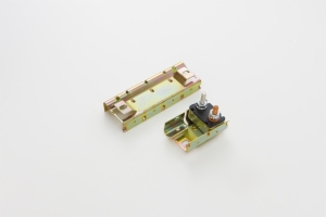 AUTOMOTIVE CIRCUIT BREAKER
MOUNTING RAIL