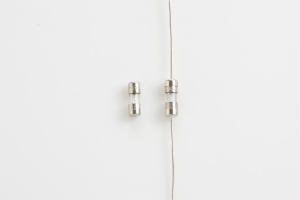 3.6 x 10 mm FUSE GLASS BODY
FAST ACTING (N. AMER. STD.)
w/AXIAL LEADS